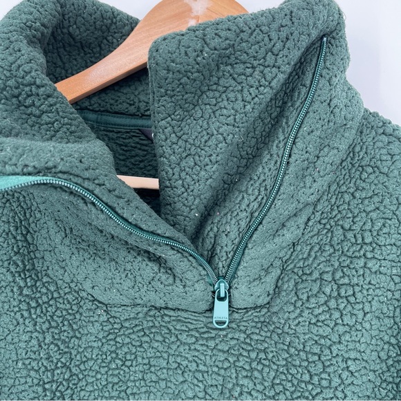 Athleta Tugga Fleece Sweatshirt seaweed snack green - XS - Picture 8 of 13